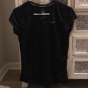 Nike women’s running top M